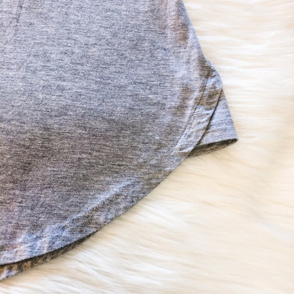 Jolie Gray Basic U-Neck Tee With Black Sleeves Womens‎ Size M - Picture 3 of 5